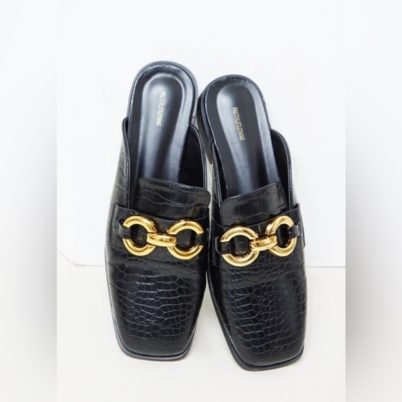 PRETTYLITTLETHNG, Black Pu Croc Chain Square Toe Mules,size 7 - Picture 4 of 14